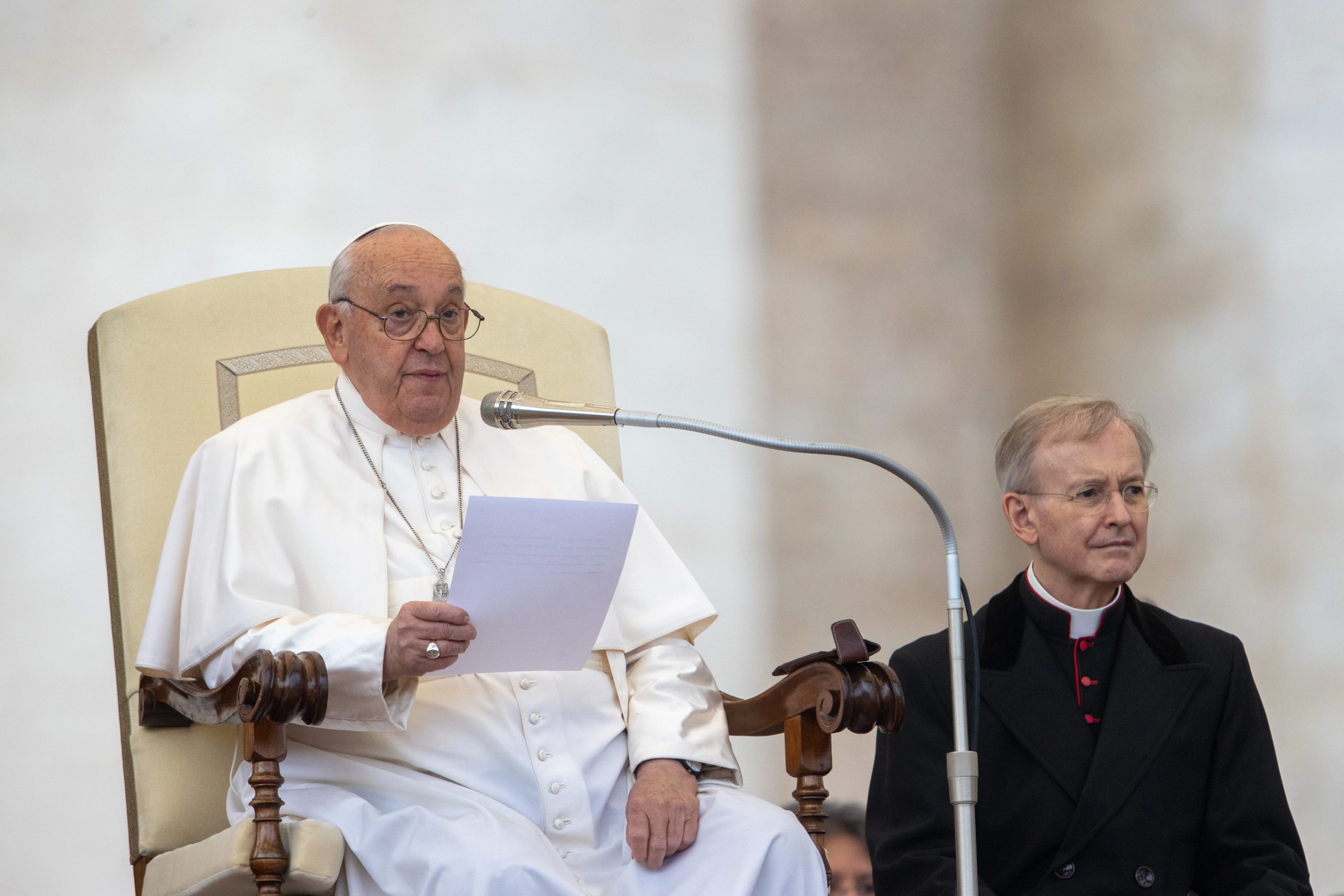 paus-franciscus:-de-heilige-geest-is-‘essentieel’-voor-eenheid-in-het-huwelijk