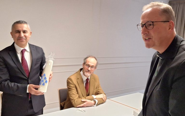 interreligieuze-ontmoeting-en-gesprek-tussen-katholieken-en-moslims