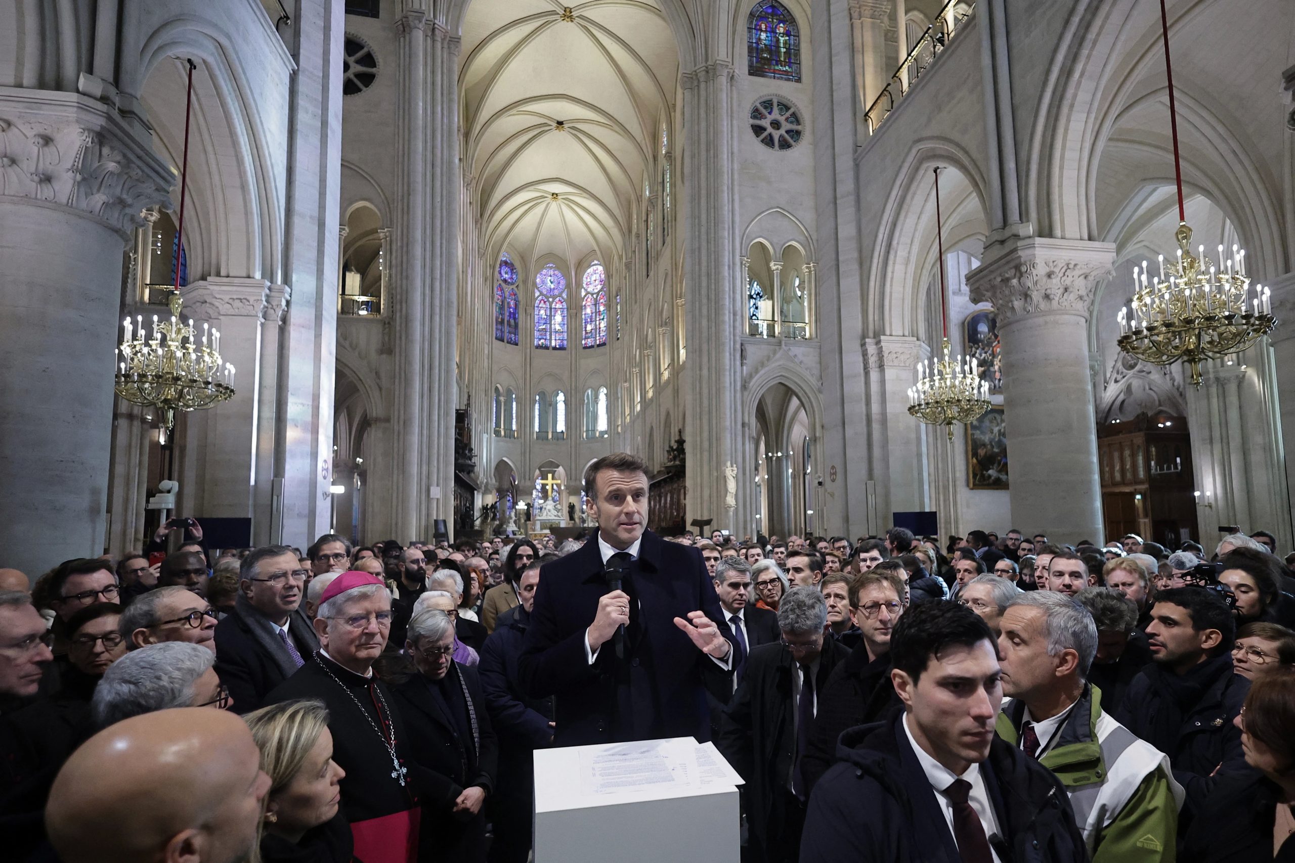 amerikaanse-kerken-zullen-klokken-luiden-voor-de-heropening-van-de-notre-dame-kathedraal