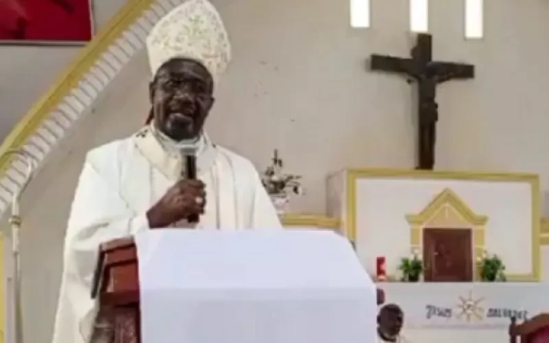 angolese-aartsbisschop:-‘ik-stond-op-een-lijst-van-mensen-die-geelimineerd-moesten-worden
