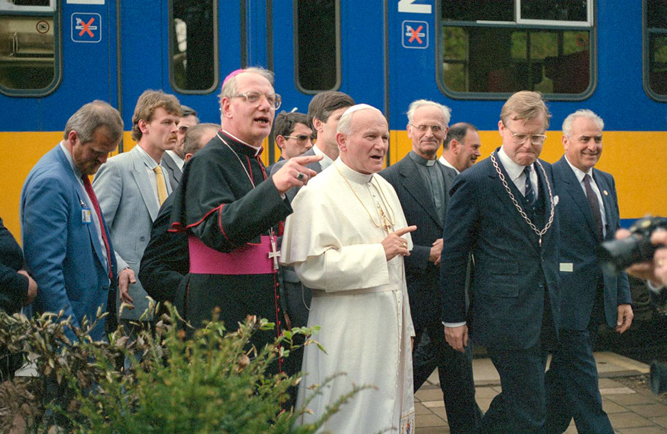 pausbezoek-jpii-40-jaar-geleden