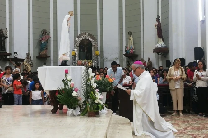de-consecratiegebed-van-paus-leo-xiv-tot-onze-lieve-vrouw-van-fatima