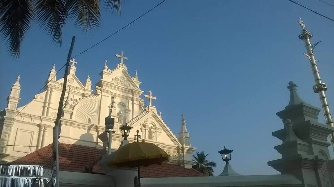 leo-xiv-trekt-pauselijke-gezant-terug-nadat-overeenkomst-schisma-in-syro-malabar-kerk-voorkomt