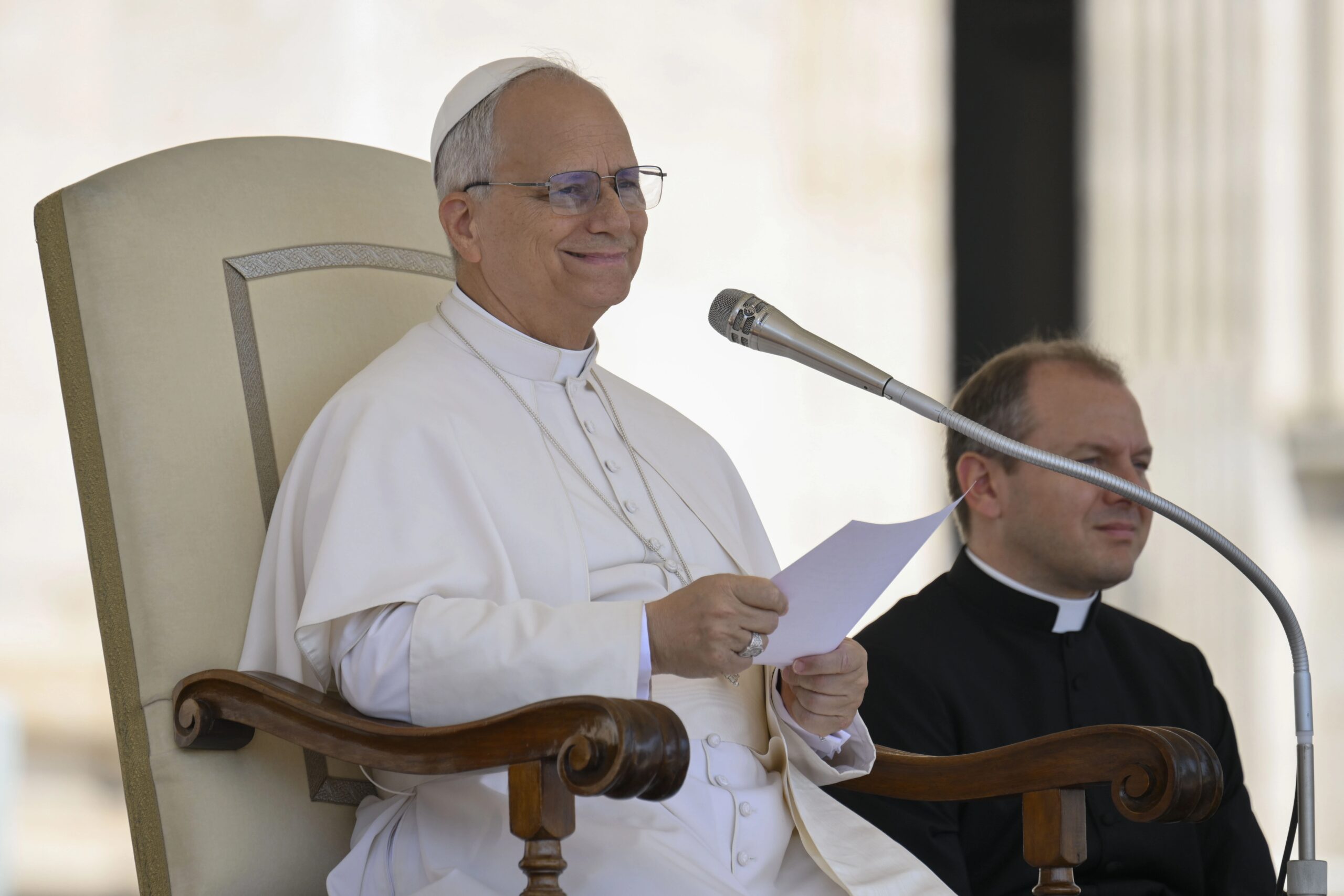 paus-leo-xiv:-god’s-eucharistische-liefde-is-niet-’toeval’-maar-een-‘bewuste-keuze