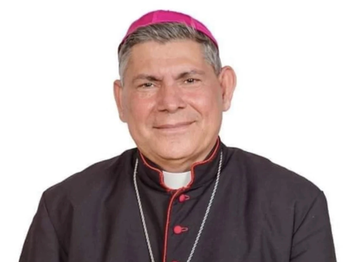 paus-leo-xiv-ontvangt-verbannen-president-van-de-nicaraguanen-bisschoppenconferentie