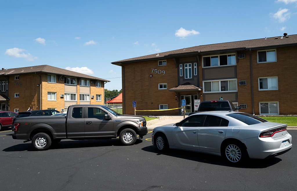 schutter-van-de-katholieke-kerk-in-minneapolis-bespotte-christus-in-video-voor-de-aanval