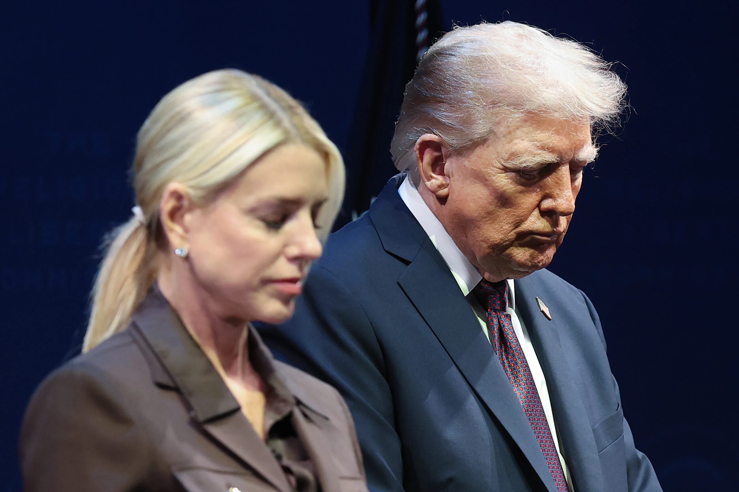 trump-lanceert-‘america-prays’-initiatief-ter-voorbereiding-op-de-250ste-verjaardag-van-de-natie