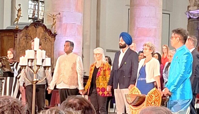 prinsjesdagviering-2025:-“nieuwsgierig-naar-elkaar:-de-reis-naar-de-ander”