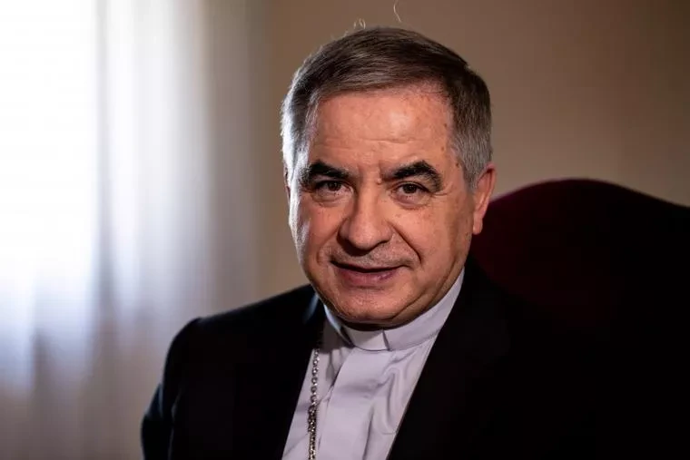 het-hoorzitting-in-het-beroep-van-kardinaal-becciu-in-het-vaticaan-begint