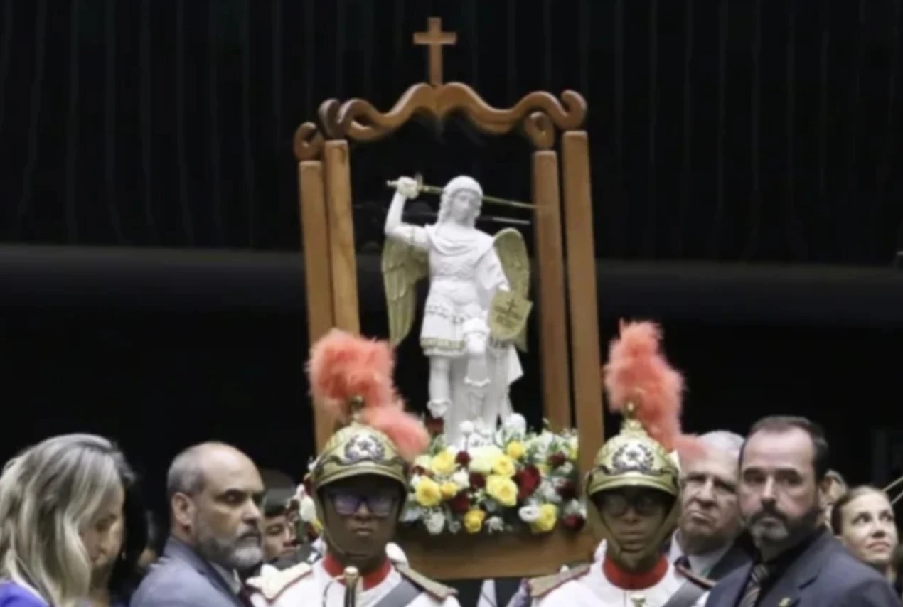brazilie-voegt-het-feest-van-de-heilige-michael-de-aartsengel-toe-aan-de-nationale-kalender