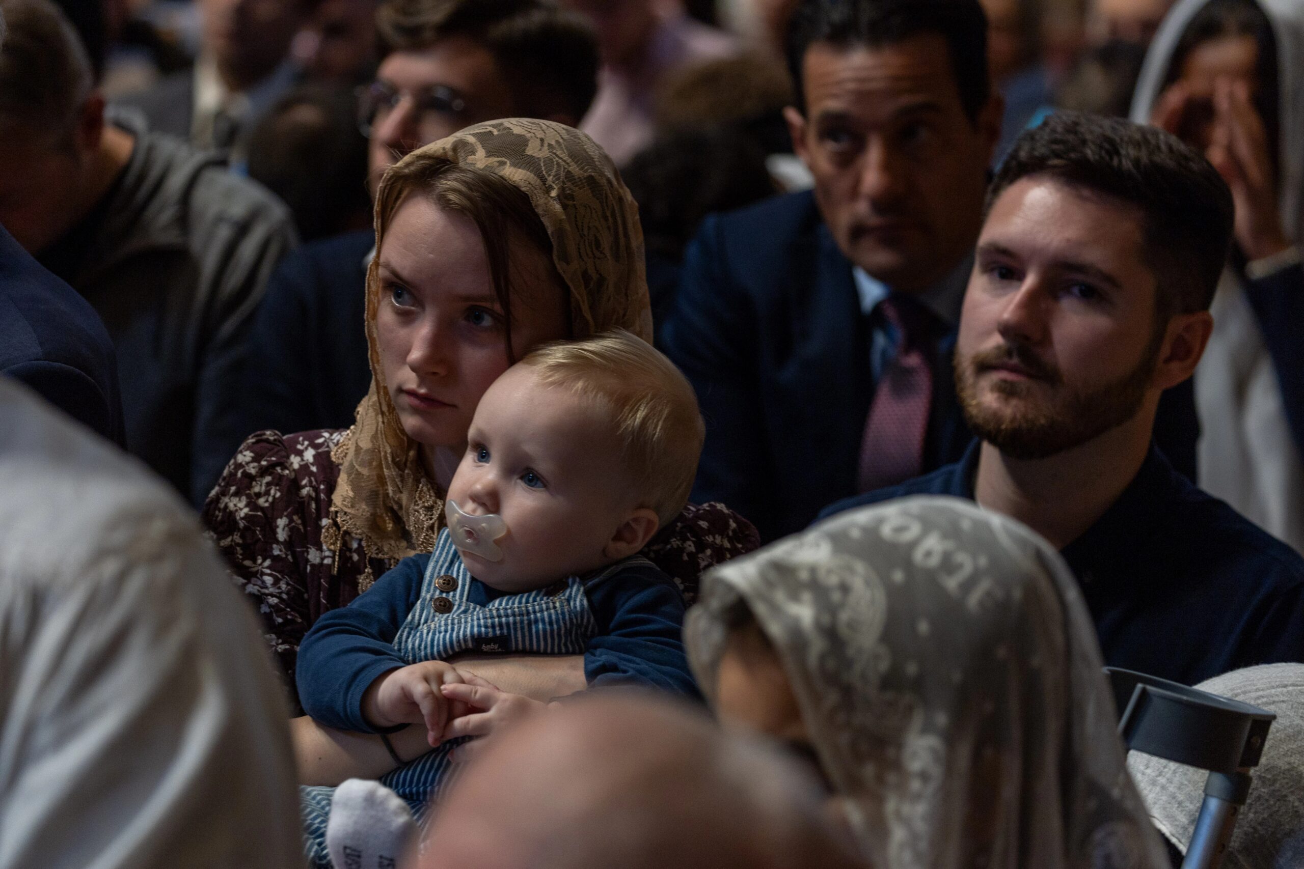 photos:-cardinal-burke-celebrates-latin-mass-in-st.-peter’s-basilica