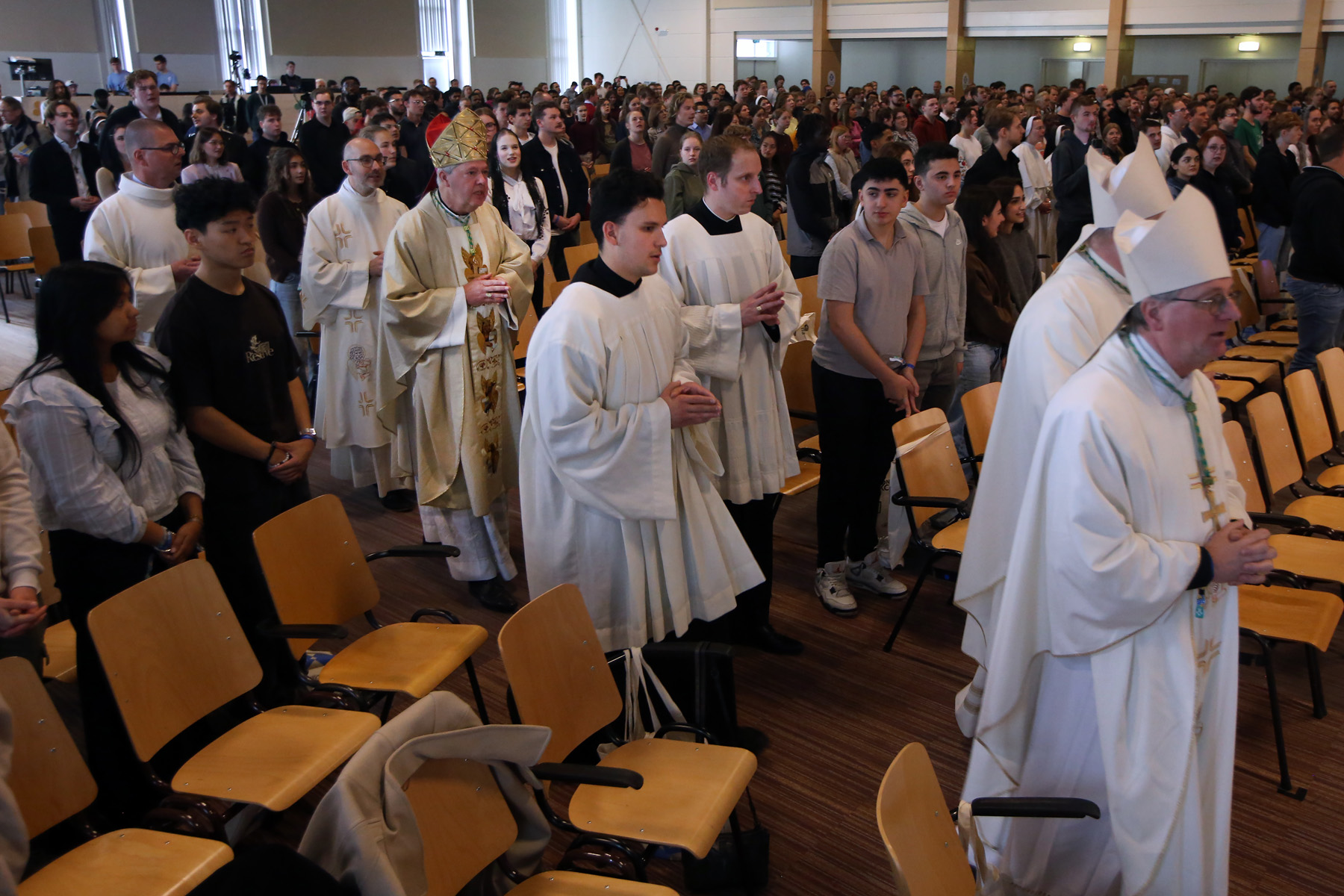 verslag-katholieke-jongerendag-2025:-jongeren-vieren-hoop-in-ede