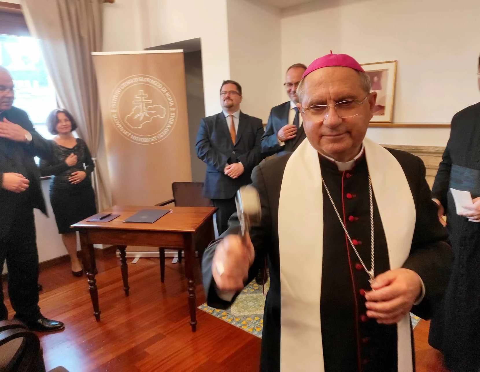 slowaakse-bisschoppen-vragen-om-vergeving-op-de-dag-van-boete