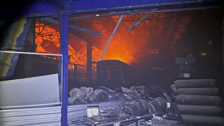 cardinal-zuppi-in-assisi:-renew-peace-efforts-in-‘martyred-ukraine’