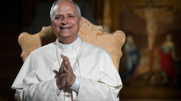 pope-leo-to-young-people:-technology-can-help-us-live-our-christian-faith