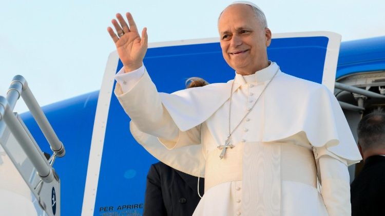 pope-leo-xiv-begins-his-first-apostolic-journey-bound-for-turkiye