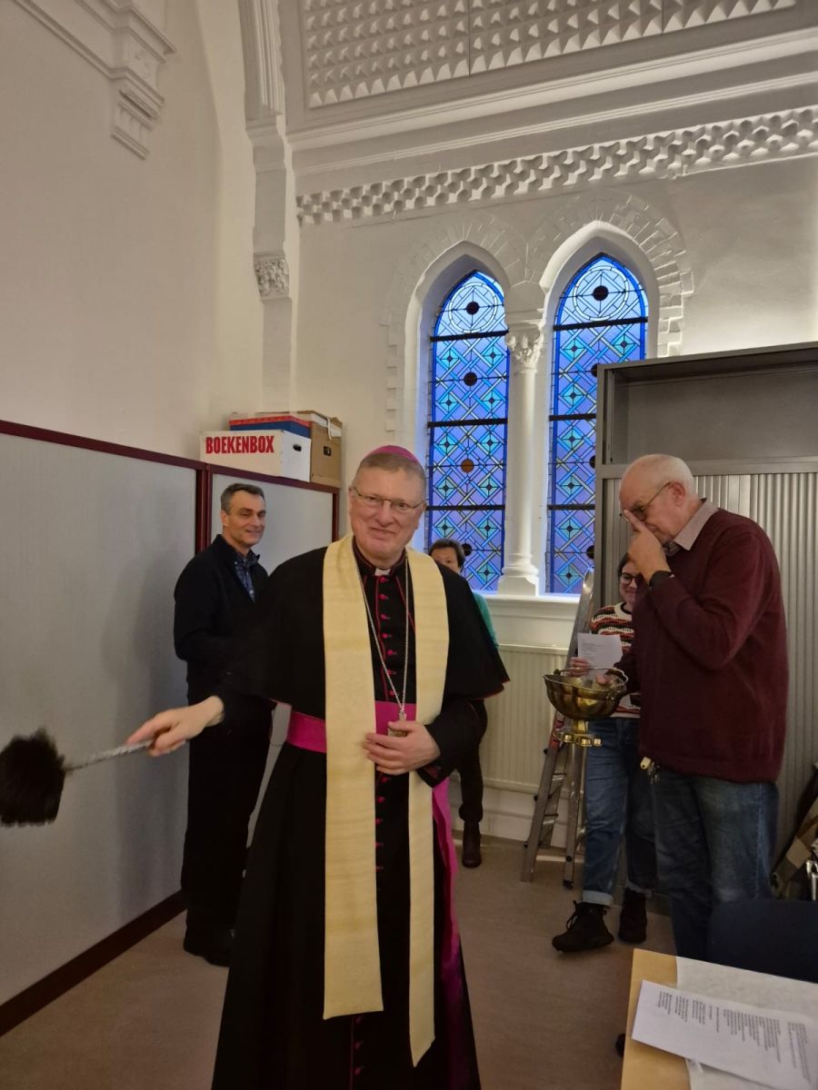 bisdomkantoren-in-overveen-ingezegend