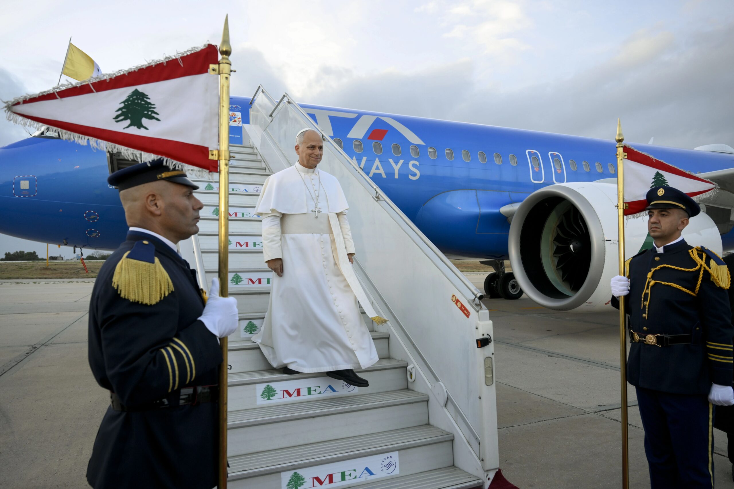 pope-leo-xiv-arrives-in-lebanon,-bringing-a-message-of-peace-to-a-nation-scarred-by-war