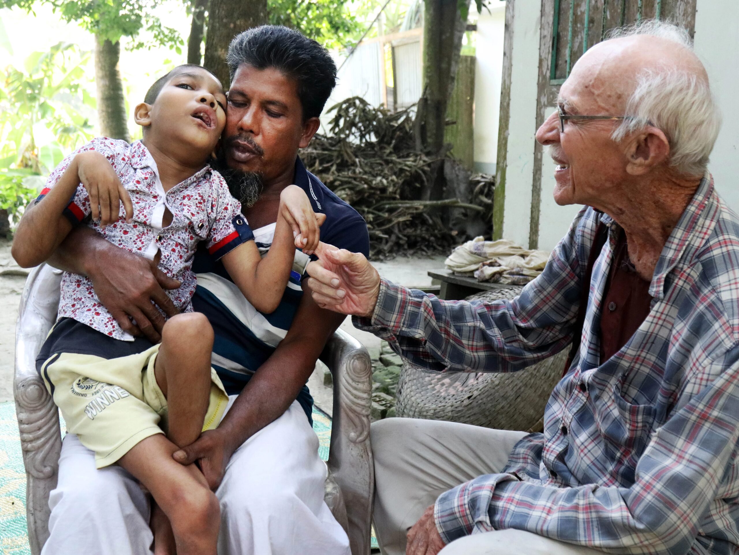 father-bob-and-his-bicycle:-how-this-88-year-old-priest-serves-bangladesh’s-disabled-children
