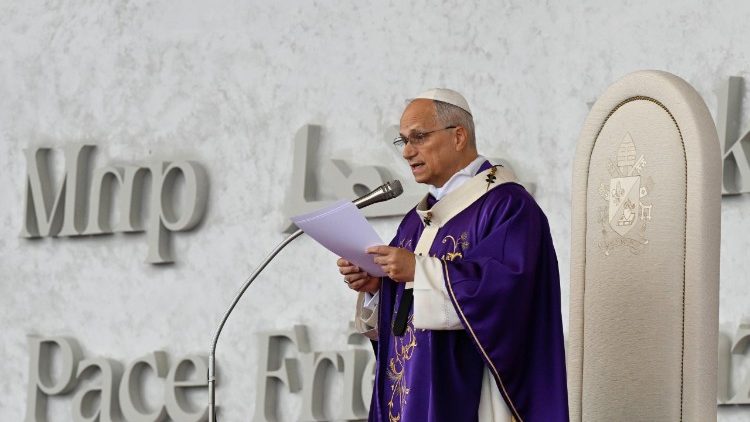 pope-urges-lebanese-christians-to-seek-fraternity-and-peace