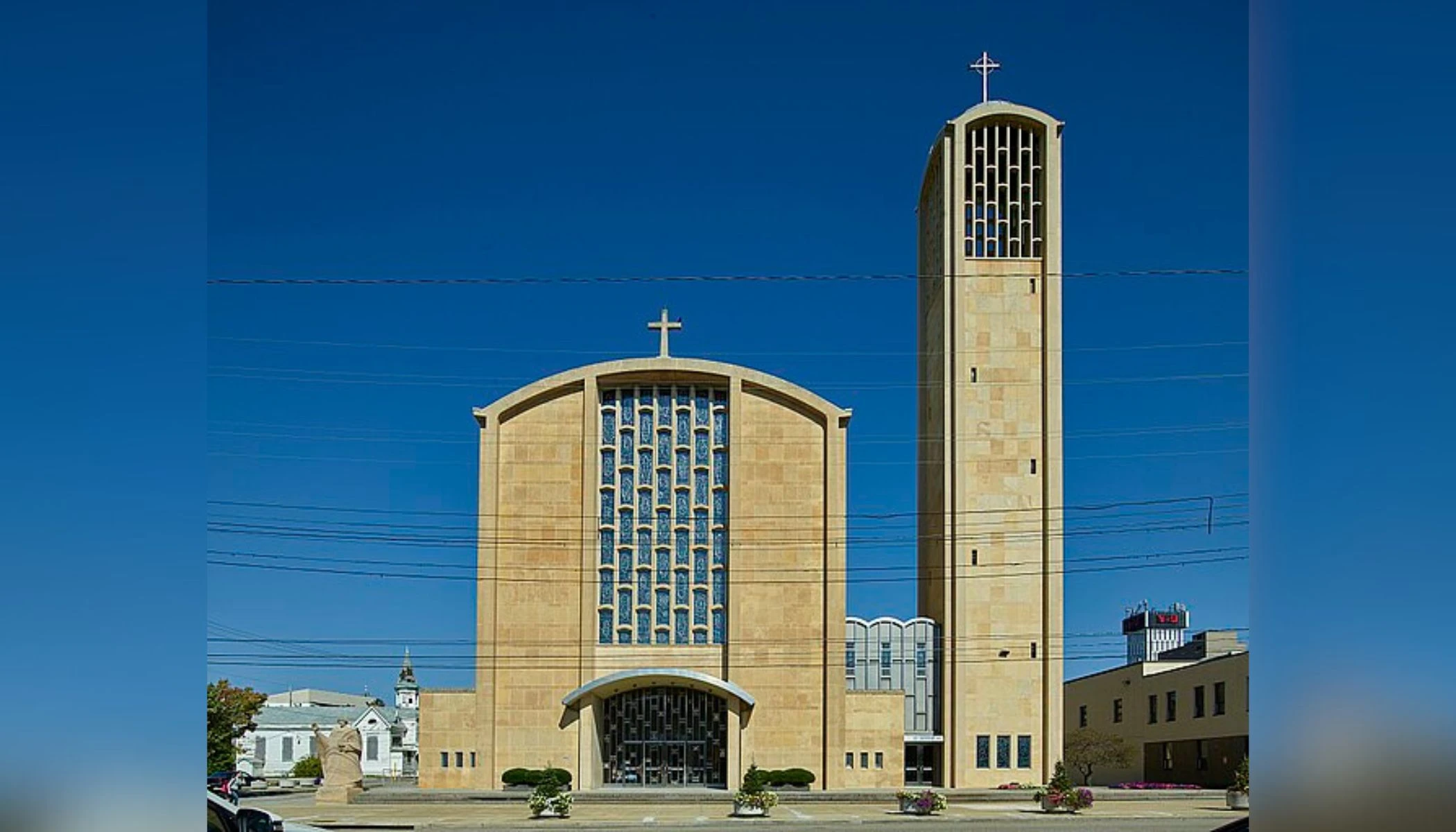 ohio-catholic-high-school-and-diocese-hit-with-4-lawsuits-over-alleged-student-led-abuse