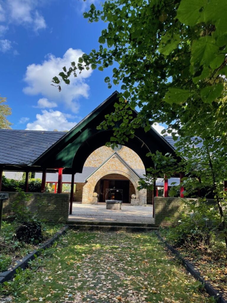 maria,-onbevlekt-ontvangen,-gevierd-in-heiloo