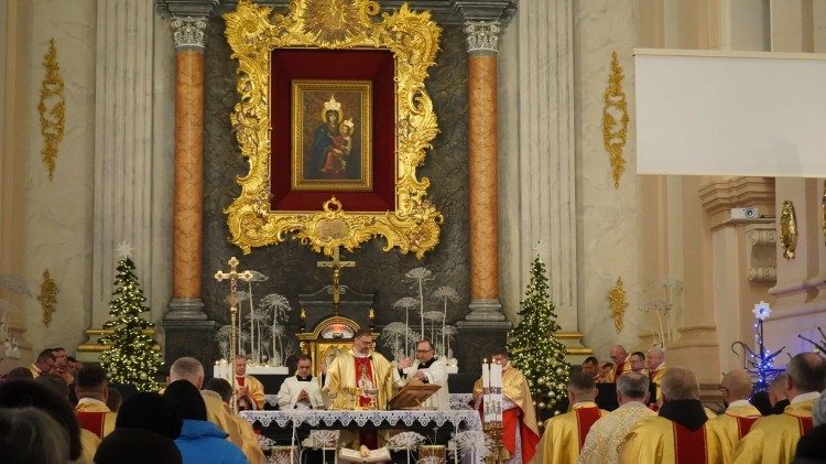 nuncius-in-oekraine:-‘we-zijn-gewond-maar-god-is-bij-ons