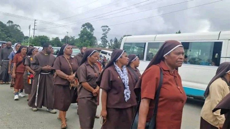 papua-new-guinea:-franciscan-sisters-of-mary-share-pastoral-heart-with-the-faithful