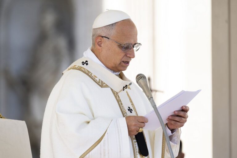 paus-leo-xiv:-“mensenhandel-is-een-ernstige-misdaad-tegen-de-menselijkheid”