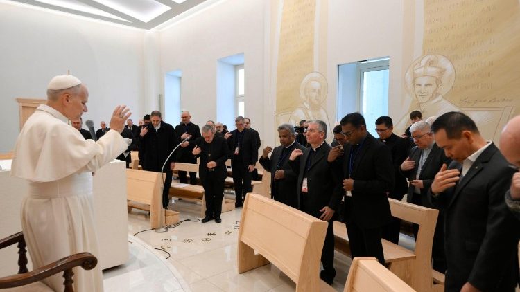 paus-tegen-salesianen:-ga-door-met-uw-dienst-in-gebieden-van-armoede-en-oorlog