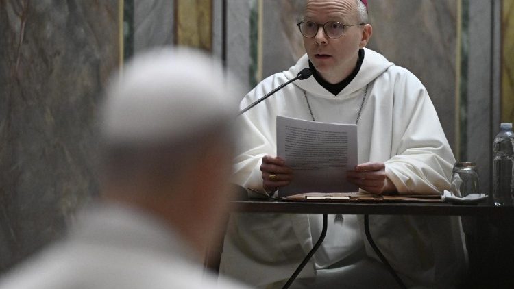 lenteretraites:-bisschop-varden-reflecteert-op-‘gods-hulp