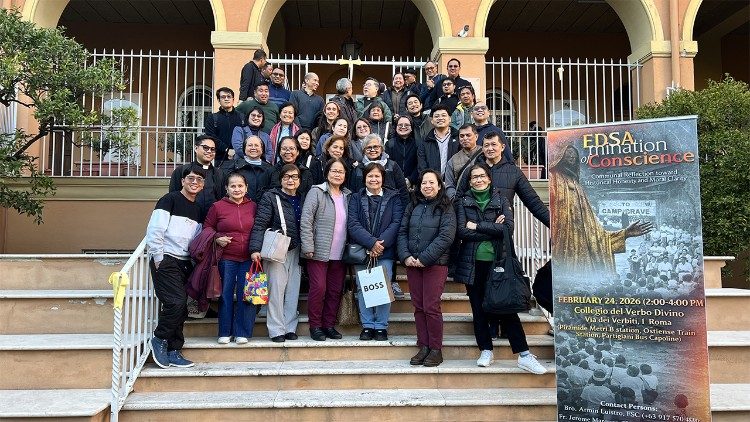 filipino’s-vieren-de-40ste-verjaardag-van-de-people-power-in-rome