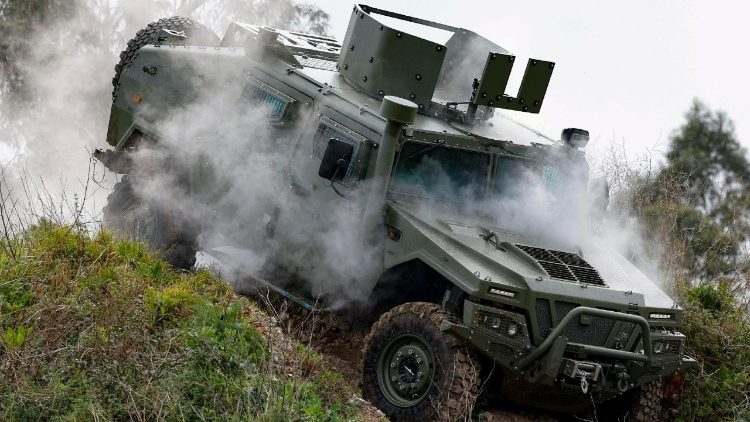 de-wereldwijde-defensie-uitgaven-stijgen-te-midden-van-geopolitieke-spanningen