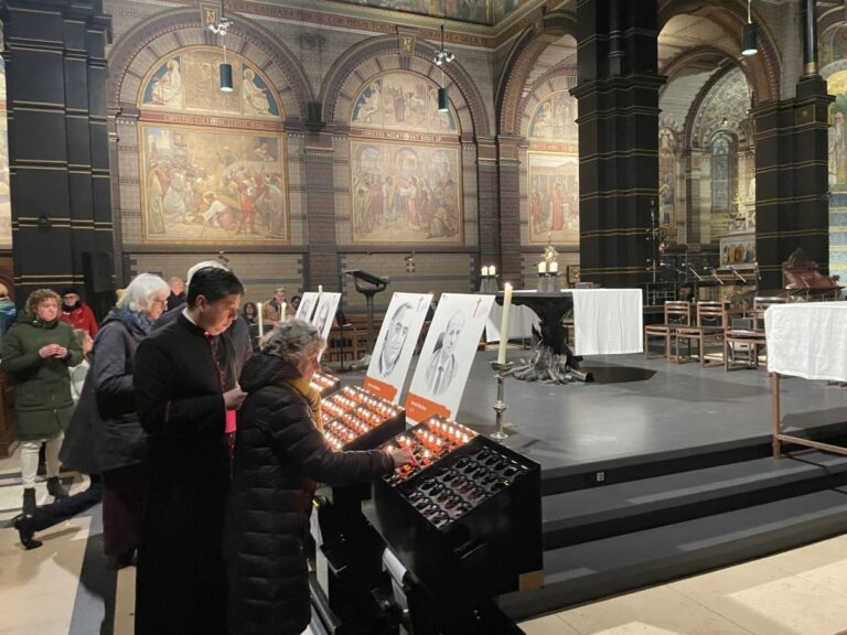 tiktok-martelaar-herdacht-–-avond-van-de-martelaren