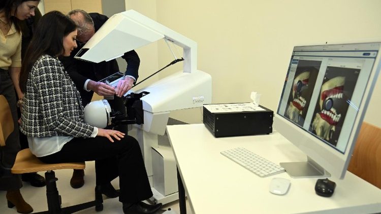 heilige-stoel:-vrouwen-moeten-centraal-staan-in-de-digitale-transformatie-van-de-amerika’s