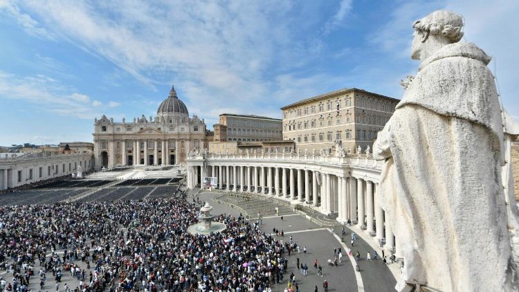 paus-leo-benadrukt-de-noodzaak-van-solidariteit-op-internationale-vrouwendag