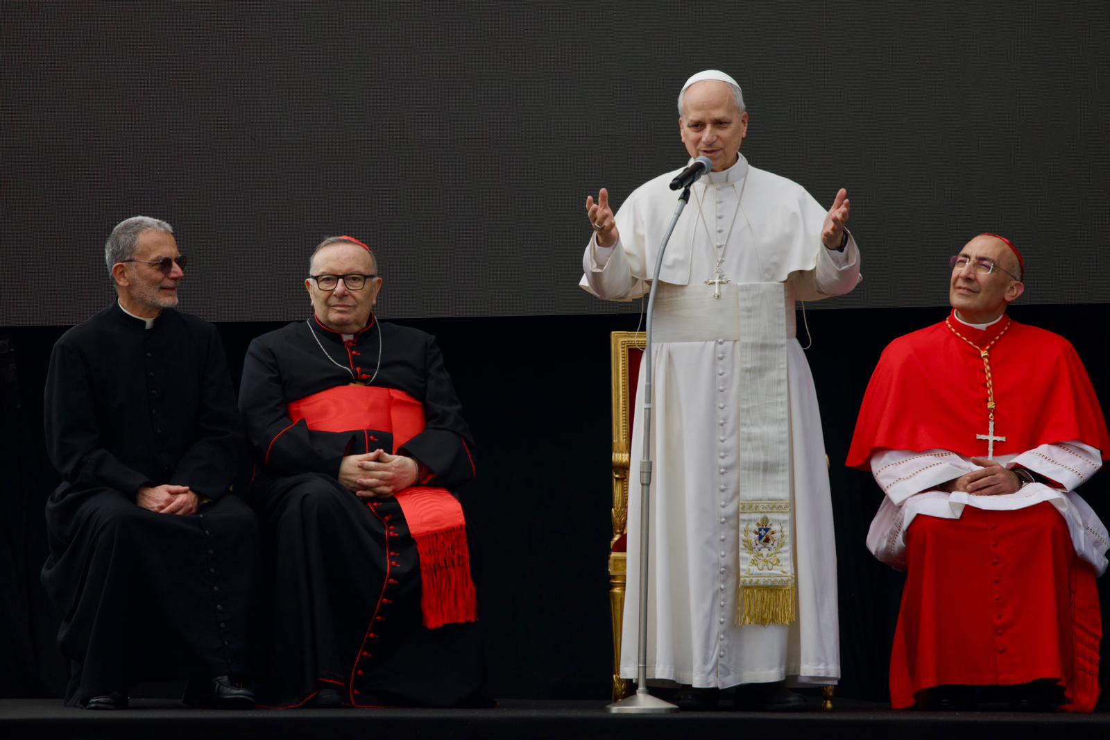 pope-leo-says-parishes-should-reflect-a-church-that-‘cares-for-her-children’
