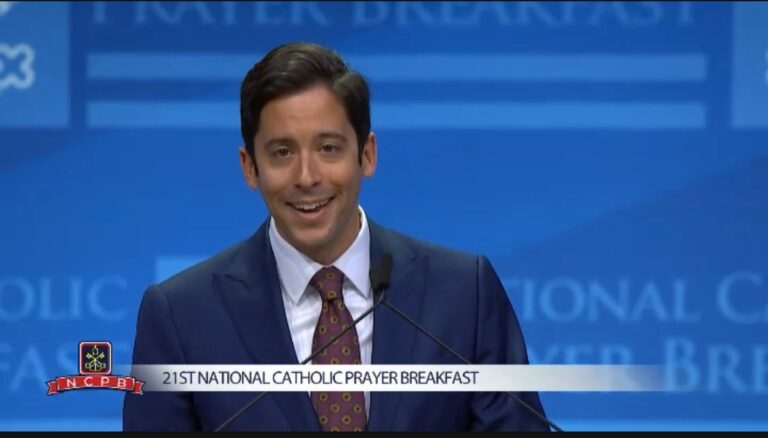 nationale-katholieke-gebedsontbijt-viert-katholieke-bijdragen-aan-de-vs