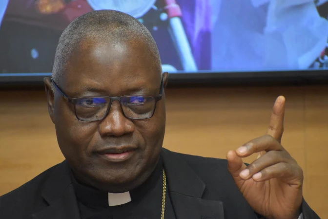 nigerian-archbishop-to-trump:-give-our-nation-intel-and-weapons-to-combat-violence