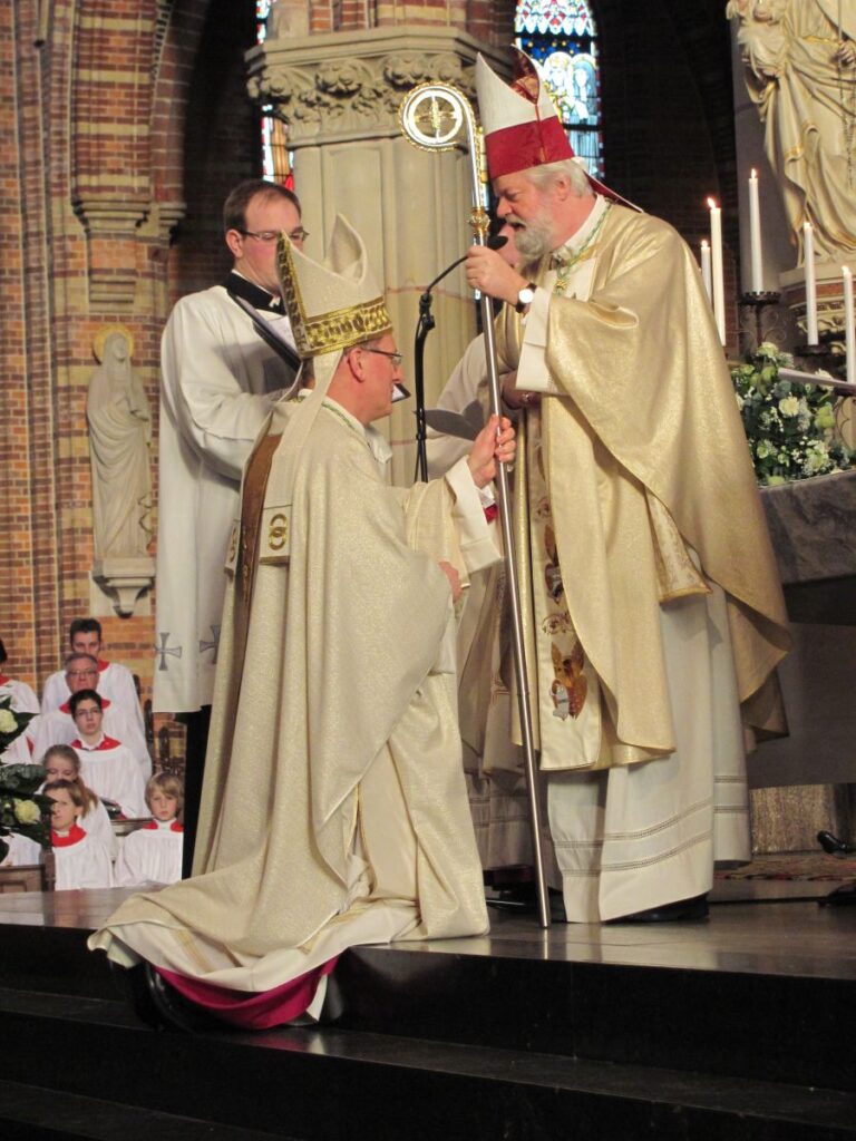 vaticanum-ii:-munus-e-potestas-e-l’ordinazione-episcopale