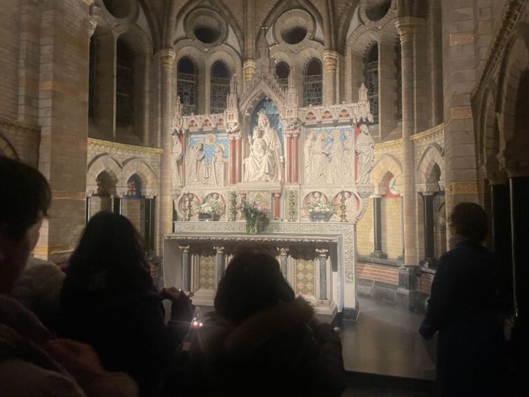 dan-sta-je-voor-een-mysterie….