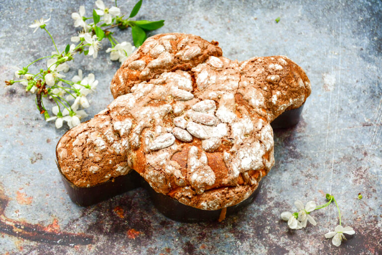 het-wonderbaarlijke-oorsprongsverhaal-van-de-beroemde-paasduivenbrood-van-italie
