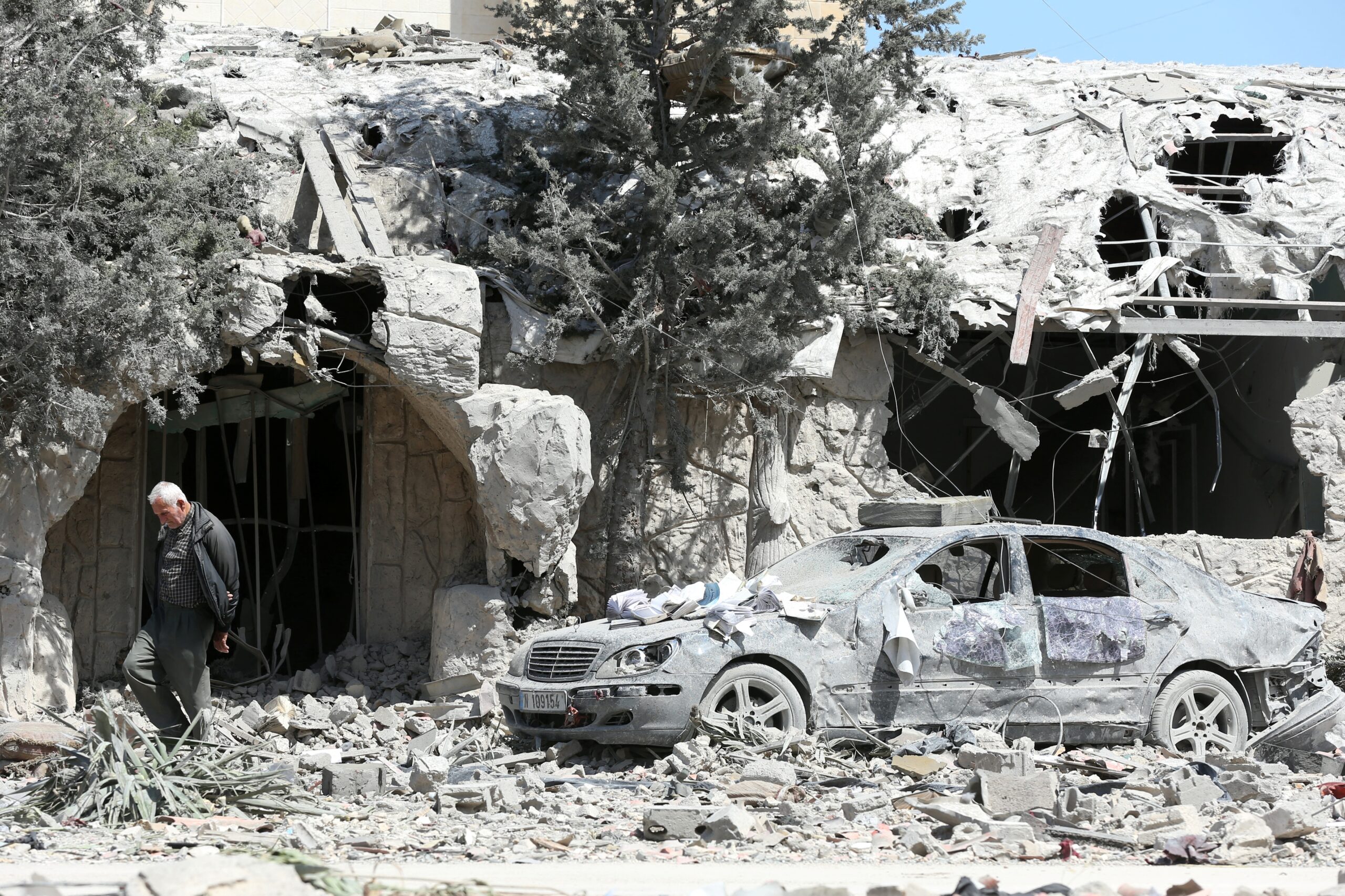us.-officials-continue-to-defend-iranian-conflict-amid-criticism-from-top-catholic-leaders