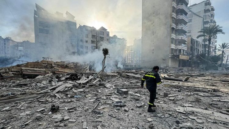 pope:-we-have-moral-obligation-to-protect-civilians-from-horrific-effects-of-war