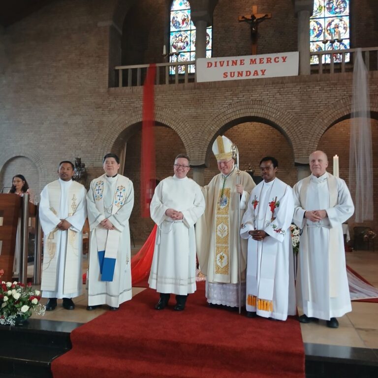 divine-mercy-feast-celebrated-in-a-joyful-celebration