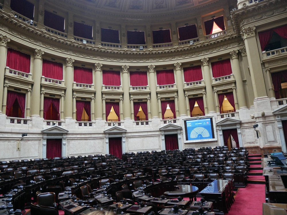 argentijnse-bisschop-biedt-advies-aan-jongeren-die-de-politiek-willen-ingaan