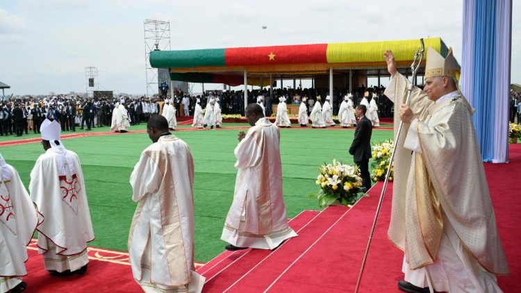 pope:-the-peace-of-christ-calms-life’s-storms,-helps-us-go-forward-without-fear