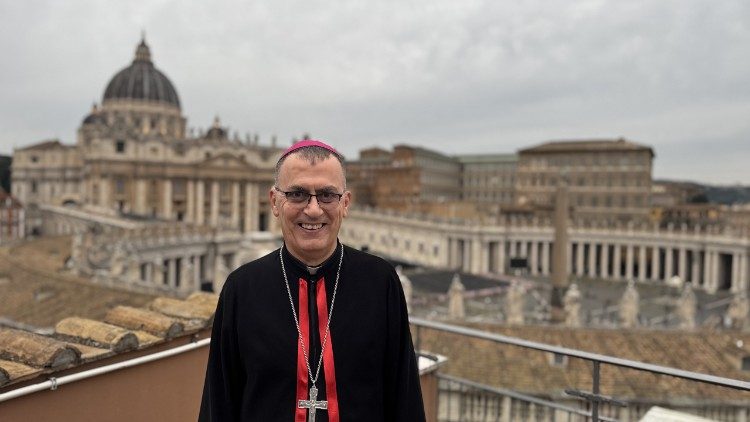 paus-verleent-ecclesiastische-communie-aan-de-chaldese-patriarch