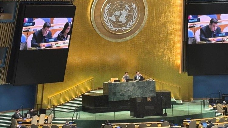 heilige-stoel-waarschuwt-dat-nucleaire-afschrikking-het-mondiale-risico-verhoogt