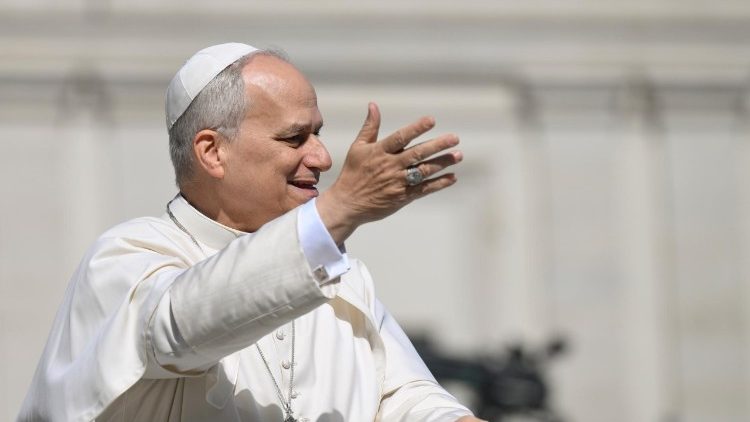 paus:-zorg-voor-armen-moeilijk-maar-‘integrerend-deel-van-het-christelijk-leven